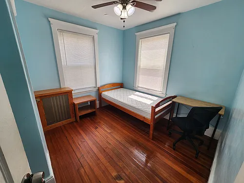 44 Woodbine St #1C Photo 1