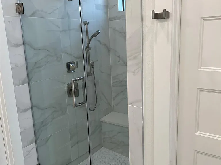 10330 Grove Row Ave — Photo 17