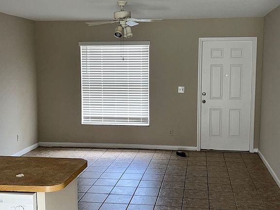 3rd image of 4311 SW Santa Barbara Pl APT 1