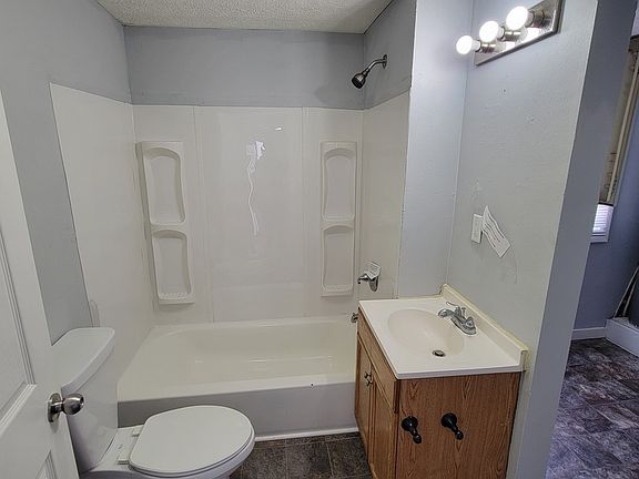 5th image of 851 S Biltmore Ave