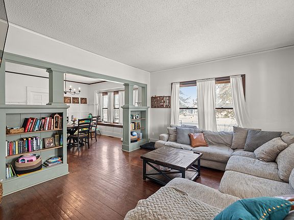 3rd image of 401 13th St