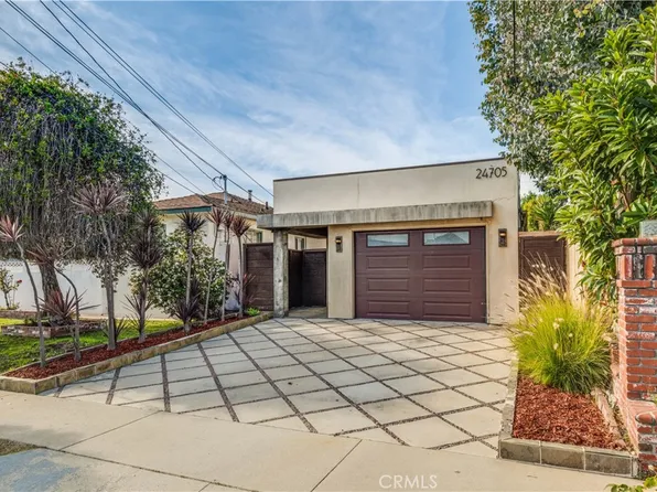 24705 Woodward Ave, Lomita, CA 90717