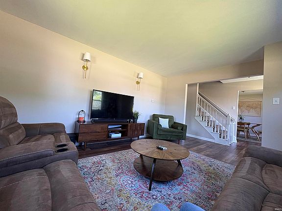 5th image of 7104 S Hibiscus Dr