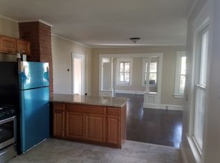 92 Summer St, Meriden, CT 06451