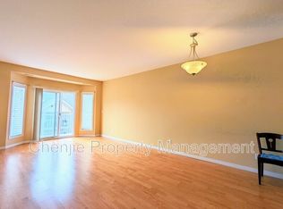 4304 139th Ave NW #410, Edmonton, AB T5Y0H6