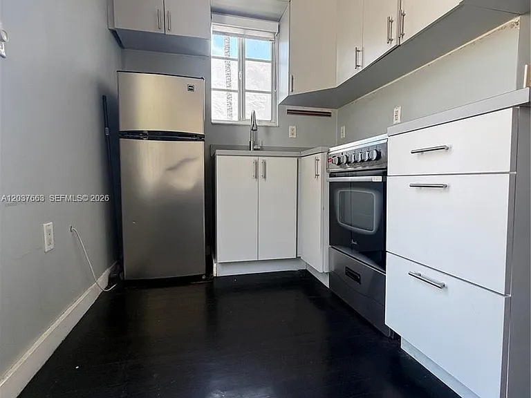 912 Euclid Ave #2 — Photo 17