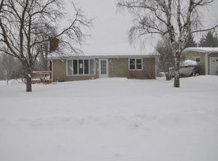 105 Halls Hill St, Ellsworth, WI 54011