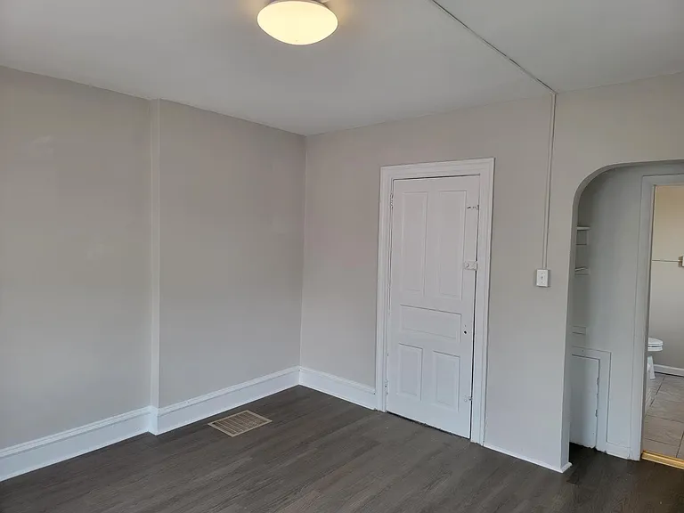 124 Cricket Ave #2 — Photo 11