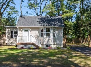 241 Prince Rd, Rocky Point, NY 11778
