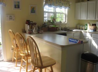 6185 Les Dorson Ln, Alexandria, VA 22315