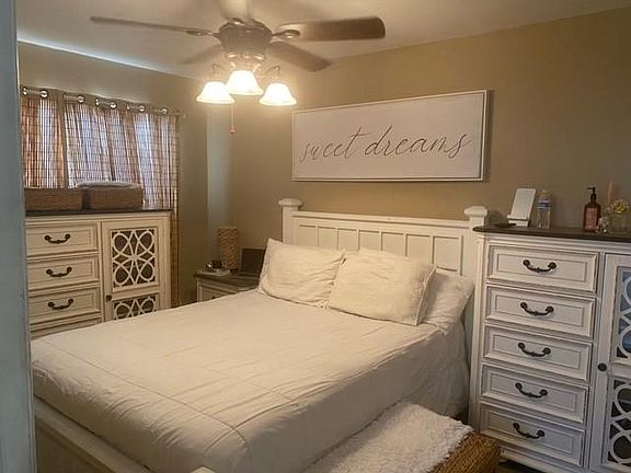 4th image of 4444 W 172nd St