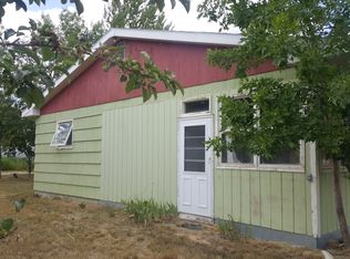 270 Central Ave, Sweet Grass, MT 59484