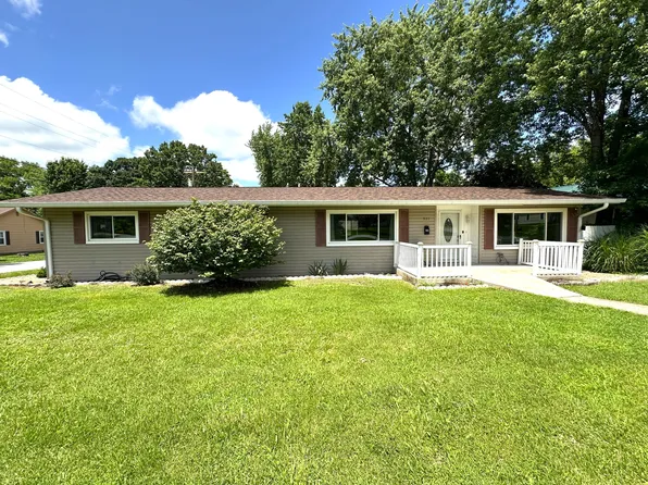 921 W Ozark Street, Houston, MO 65483