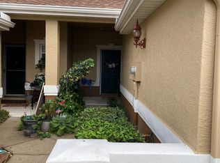 512 Spring Lake Cir, Tarpon Springs, FL 34688