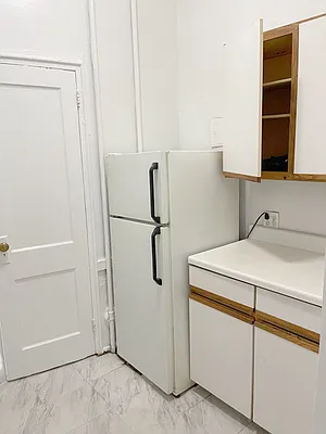 Rented by AJ Clarke | media 19