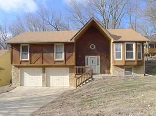 10100 NW 57th Ter, Kansas City, MO 64152