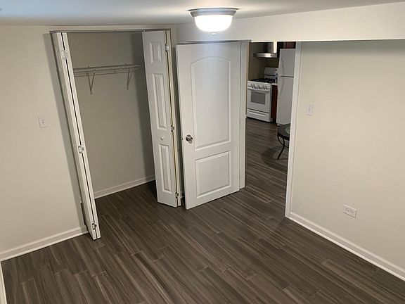 5th image of 4849 N Karlov Ave