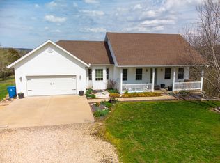 1579 Walnut Springs Dr, Cape Fair, MO 65624