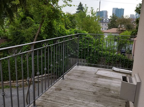 150 D Finch Ave W #1, Toronto, ON M2N 2J2