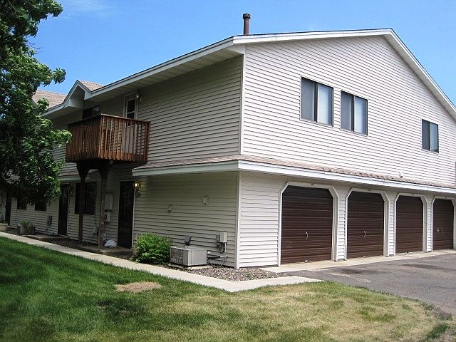 1st image of 2673 Brookdale Ln