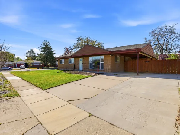 535 W Spacerama Dr, Murray, UT 84123