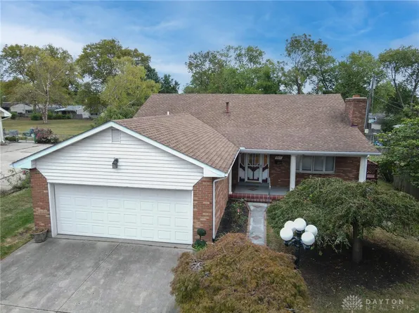 807 Park Dr, Middletown, OH 45044