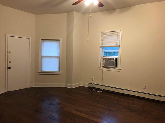 4th image of 138 Claremont Ave