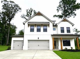 102 Rose Lake Ct, Hoschton, GA 30548