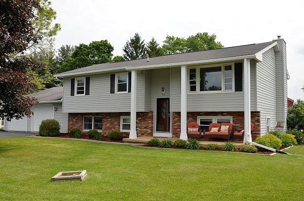 1st image of 18 Glendale Dr