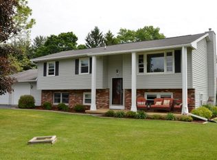 18 Glendale Dr, Horseheads, NY 14845