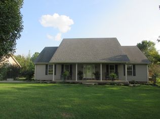 419 Mount Pleasant Rd, Harrodsburg, KY 40330