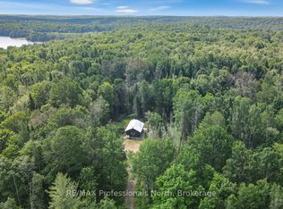 1462 Minnicock Lake Rd, Highlands East, ON K0M1S0