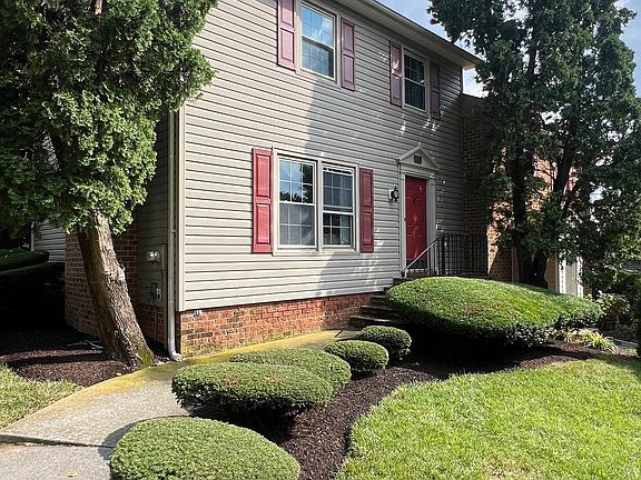 2nd image of 831 Appleseed Ct