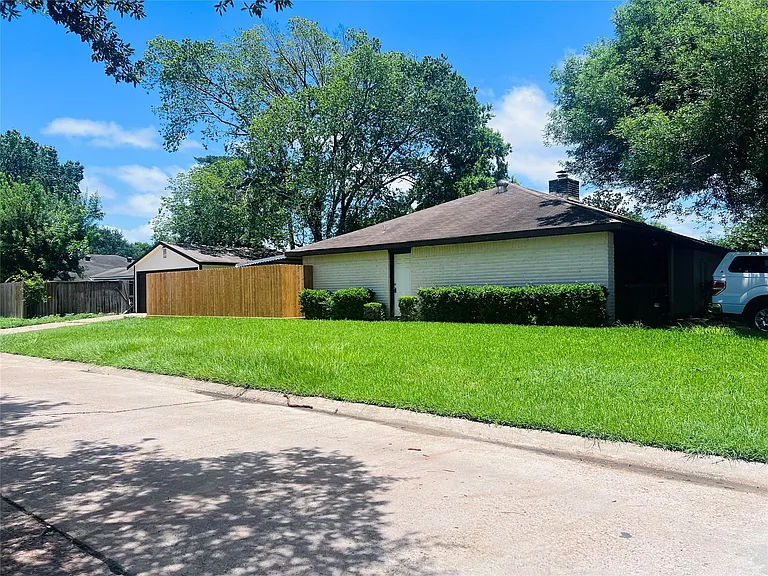 11530 Herald Square Dr — Photo 11