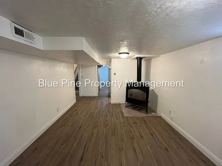 743 May St — Photo 21