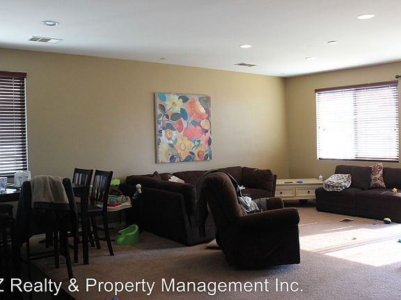 2nd image of 337 Jubilee Ct