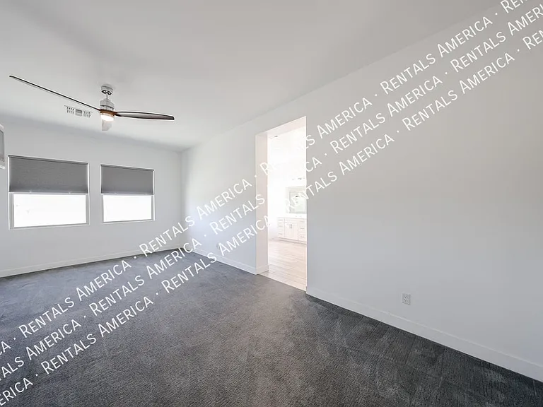31219 N 136th Way — Photo 44