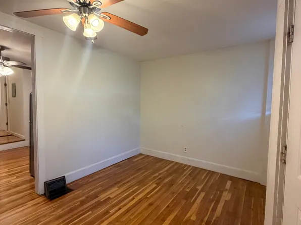 1200 Cambridge St #2, Cambridge, MA 02139