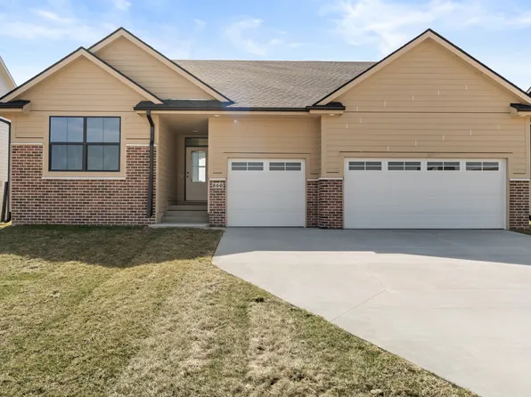 860 Hamilton Rd, Waukee, IA 50263