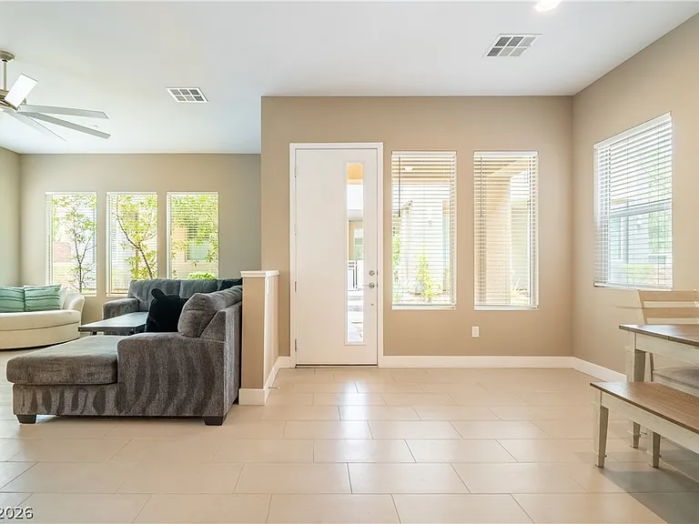 11250 Cactus Tower Ave #101 — Photo 6