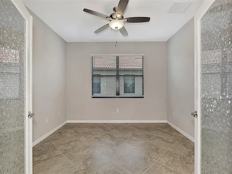 10113 Fiddlewood Dr — Photo 11