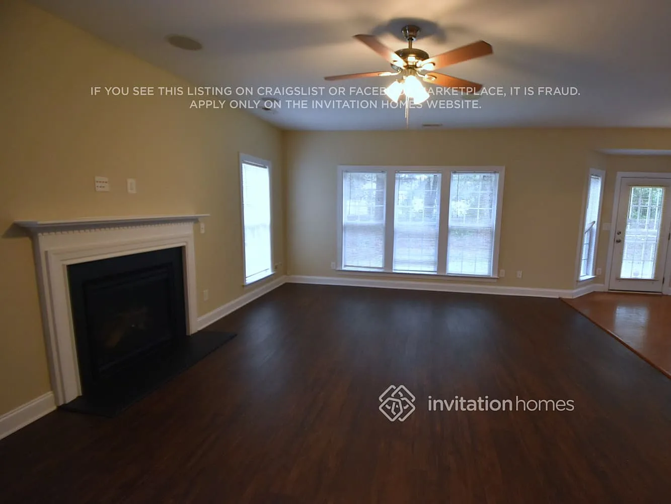10730 Dapple Grey Ln Charlotte, NC 28213 — Photo 4