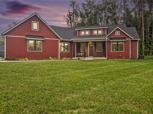 5369 Bradley Ct, Kalamazoo, MI 49009