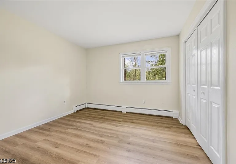518 Drakestown Rd — Photo 24