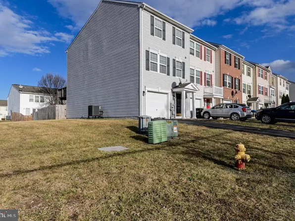 101 Aero St, Martinsburg, WV 25401