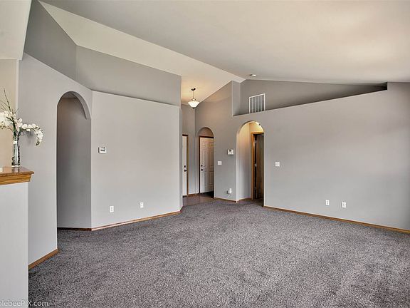 5th image of 17314 E Mansfield Ave