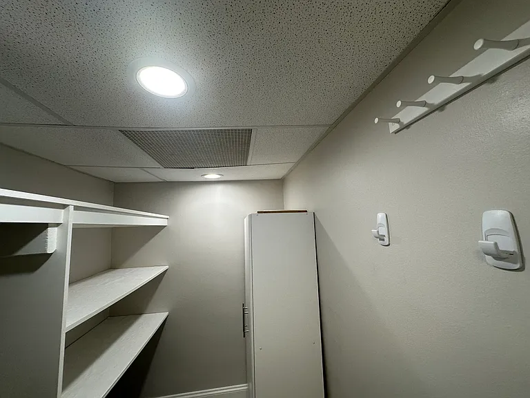 4600 Duke St #517 — Photo 7