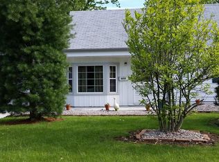 4880 Northwood Dr, Sheffield Lake, OH 44054