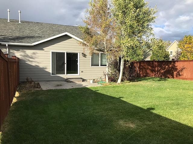 Back patio of adjoining unit