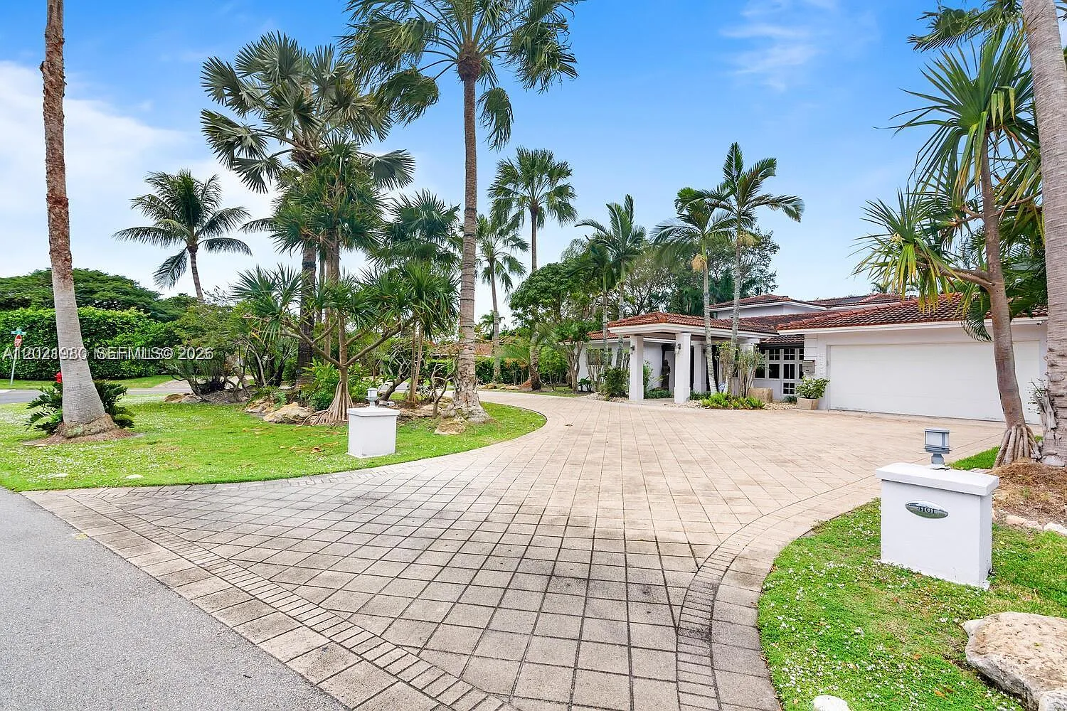 Coral Ridge Country Club — Photo 2